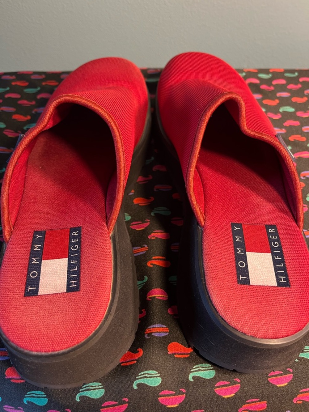 Vtg Tommy Hilfiger 8.5M Muffy Red Y2K Clogs Mules Slides Shoes Womens